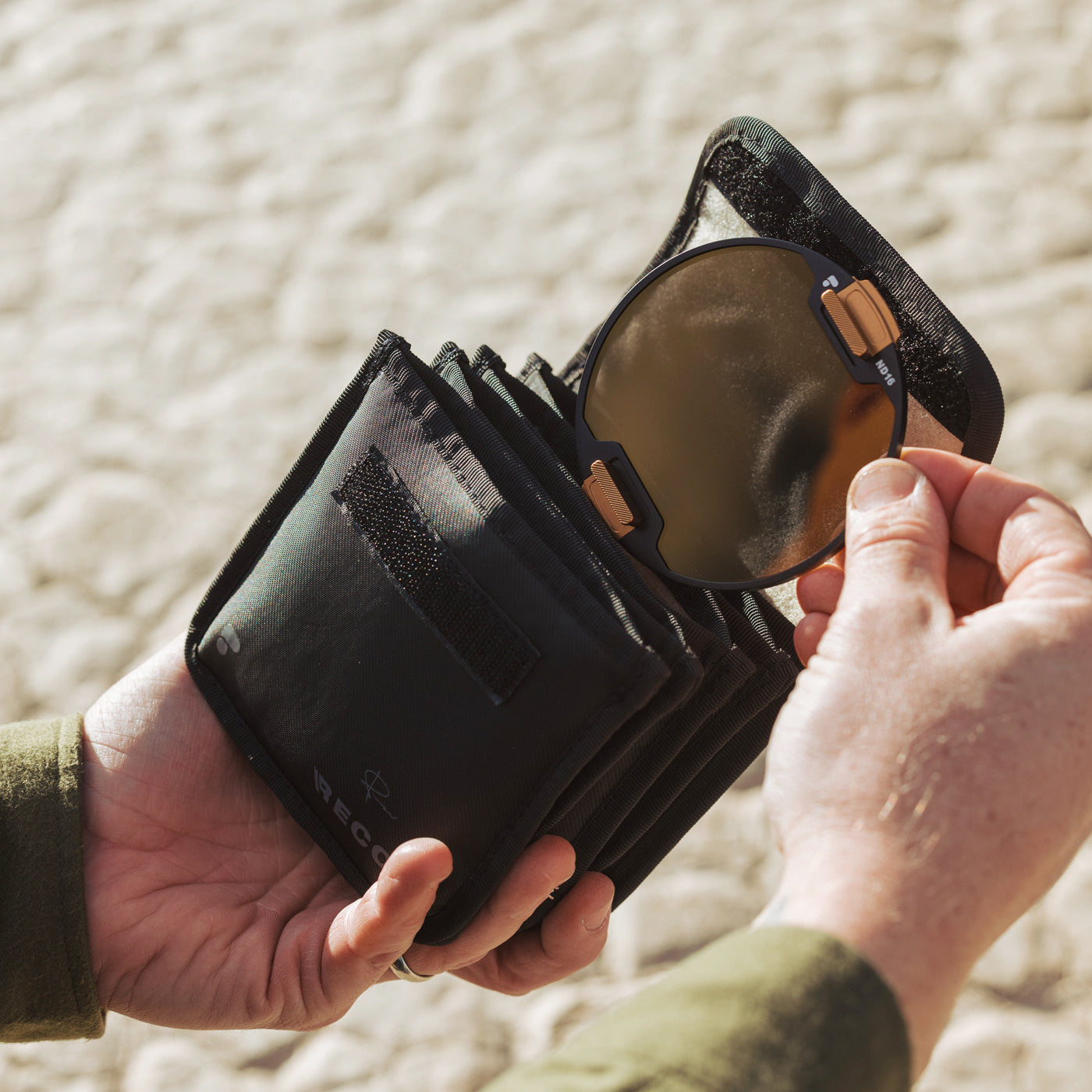 polarpro-recon-multi-filter-pouch-filtertasche-5-f-cher image 4
