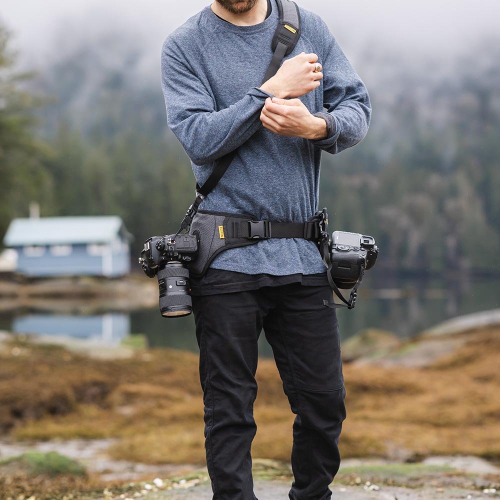 cotton-carrier-slingbelt-tragesystem-2-kameras-h-ftgurt image 4