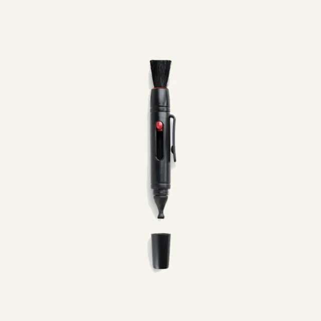 fjorden-lenspen-mobile-lens-cleaning-pen-objektiv-reinigungsstift image 1