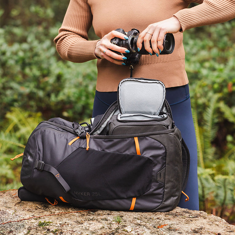 cotton-carrier-hyker-25l-daypack-fotorucksack-photog-black image 6
