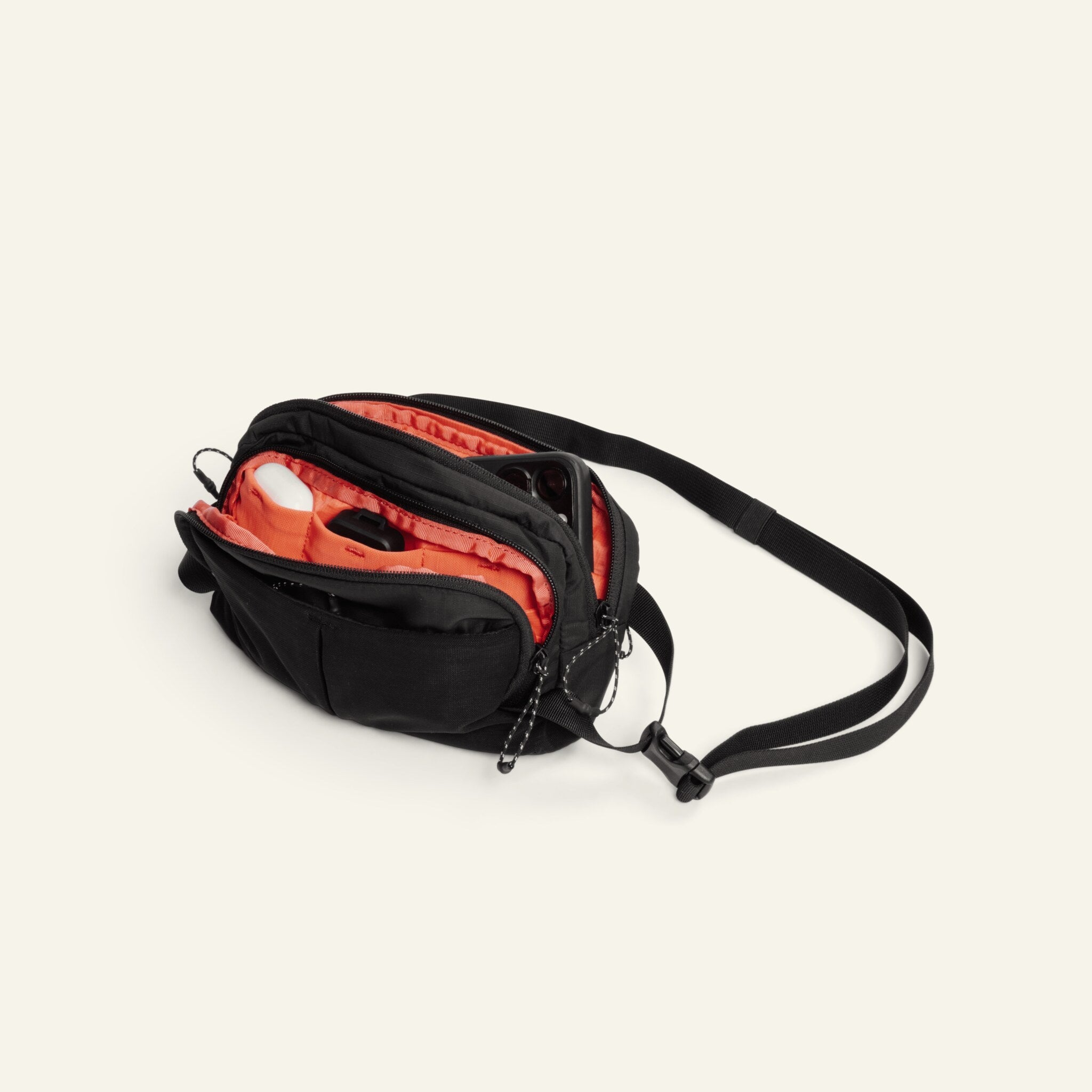 fjorden-take-sling-1-5l-umh-ngetasche-schwarz-minimalistisch image 4